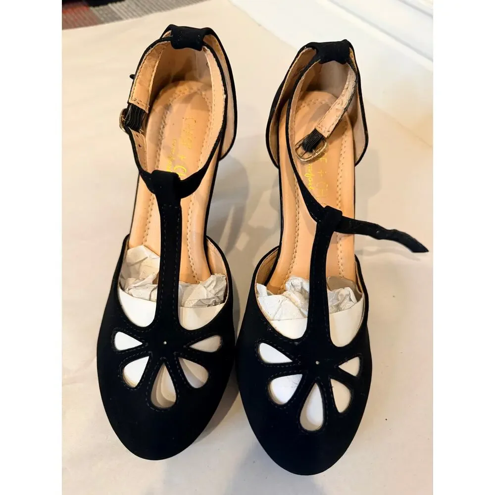 Chase & Chloe Black Kimmy-36 Vintage Cutout T-Strap Mid Heels Size 6 Flaw